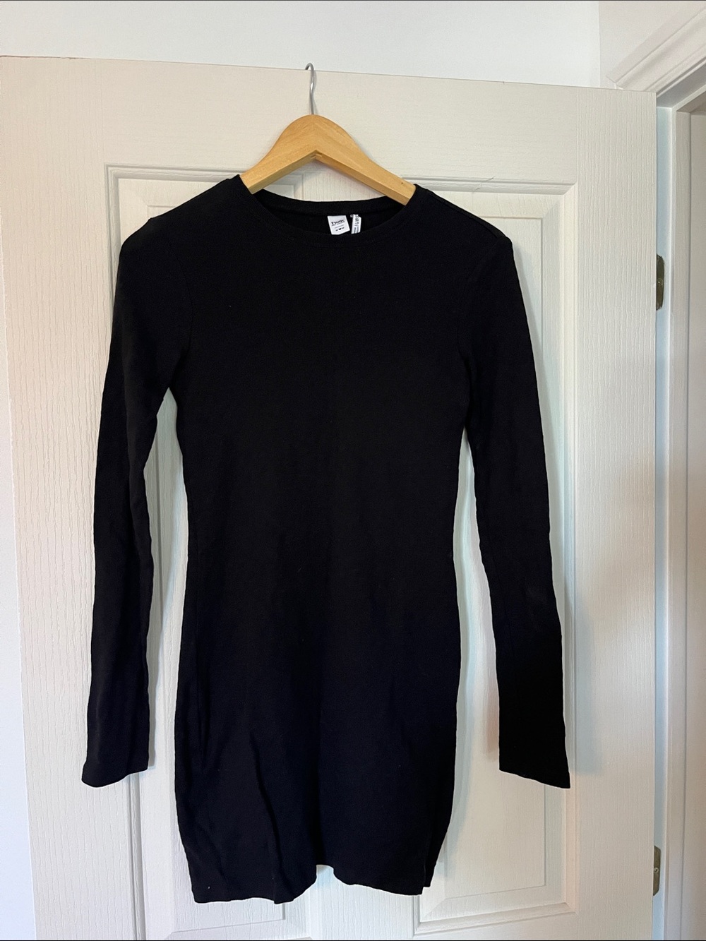 Simons Black Long-Sleeve Crew Neck Dress